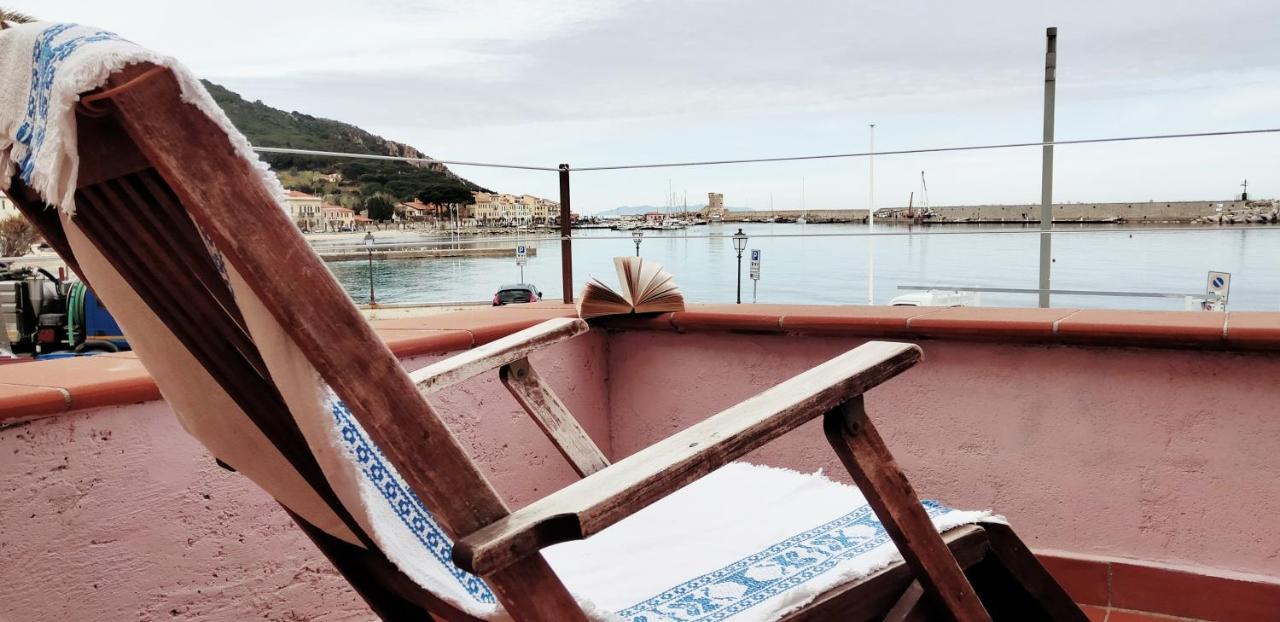 La Casina Di Alice Apartment Marciana Marina  Bagian luar foto